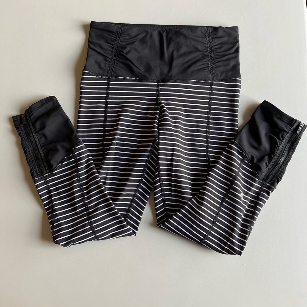 Lululemon Runday Crop Parallel Stripe Size 4 - Picture 11 of 15